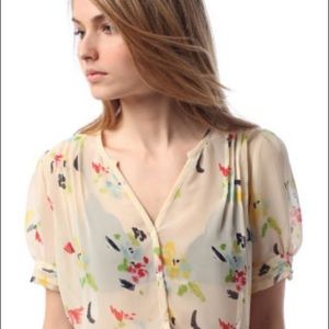 AS SEEN ON **PRETTY LITTLE LIARS**